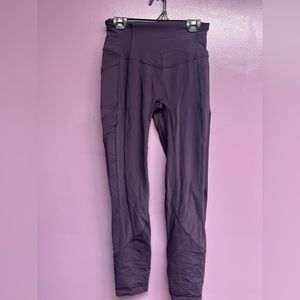 Lulu Lemon Capri Leggings size 4